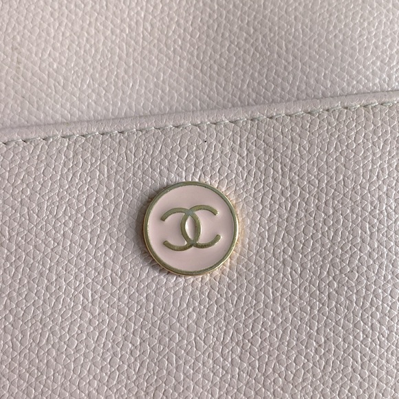 Chanel Wallet in Ballet Pink - Picture 9 of 9